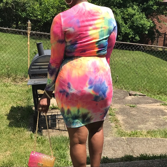 LOVE J Tie Dye Multi Neon Color Crop Top Skirt Set - Picture 10 of 12